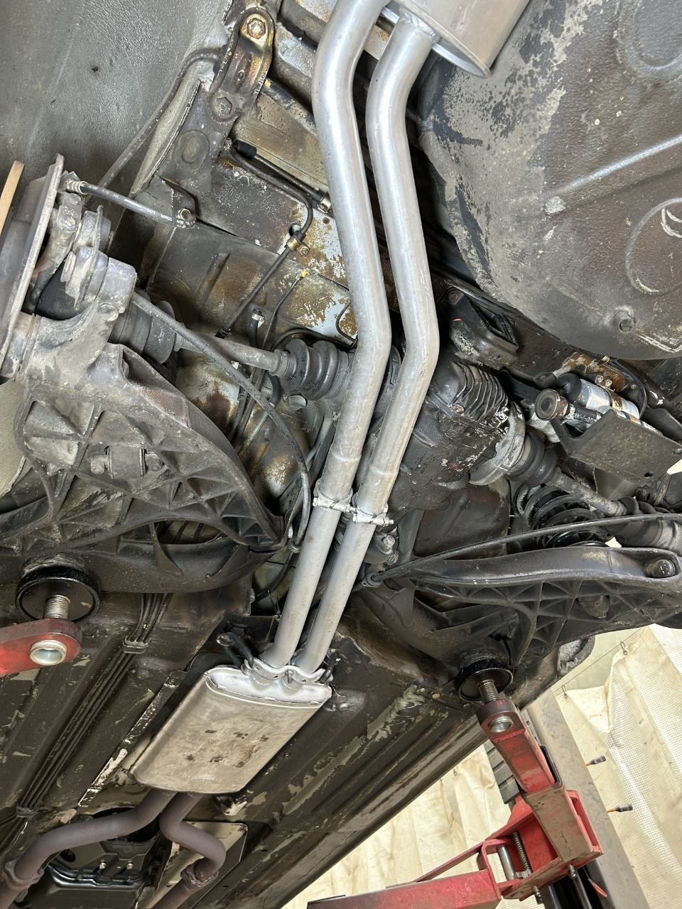 Clean undercarriage after dry ice blasting